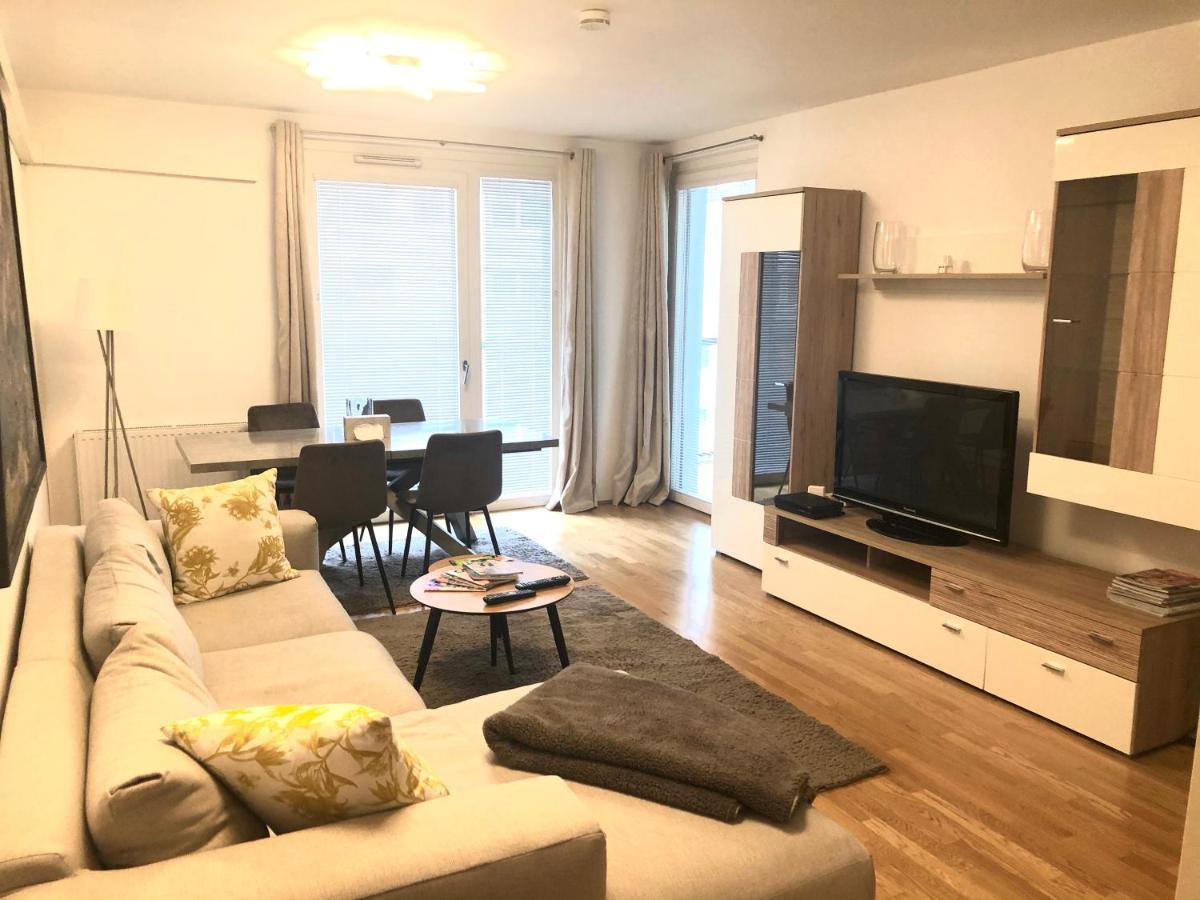 Amazing Austria Center Apartment Near Uno City Wien Eksteriør bilde
